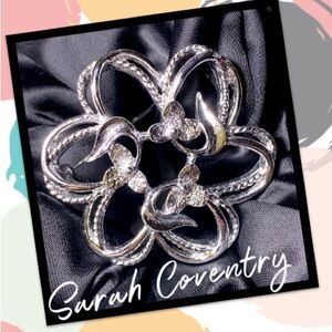 Sarah Coventry Fleurette Brooch